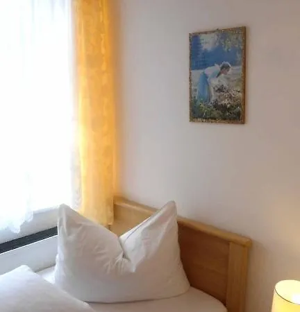 Hotel Krone 2*