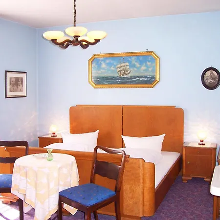 Hotel Krone 2*